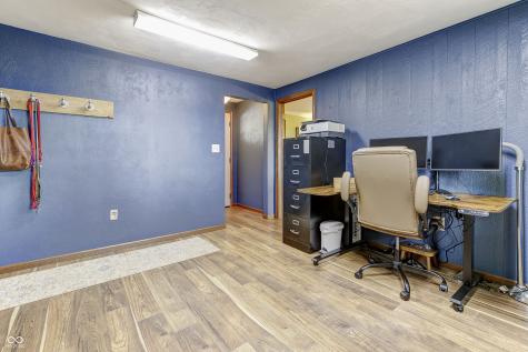 5915 W 1400 N Elwood IN 46036