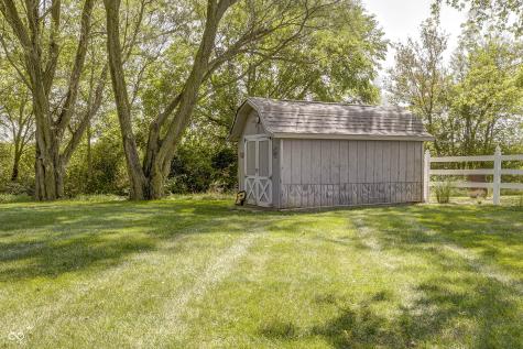 5915 W 1400 N Elwood IN 46036