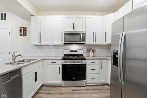 2689 Maricopa Boulevard Whitestown IN 46075