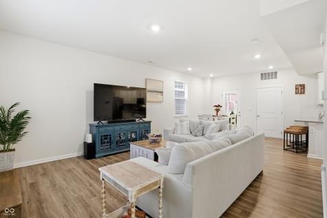 2689 Maricopa Boulevard Whitestown IN 46075