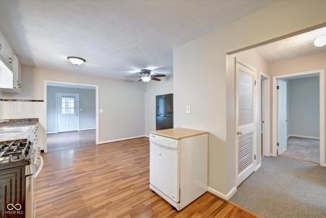 1074 S Morgantown Road Greenwood IN 46143