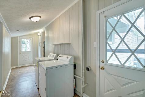 1074 S Morgantown Road Greenwood IN 46143