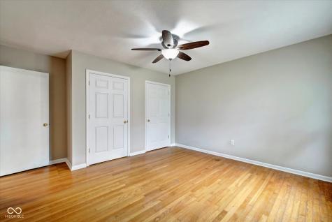 1074 S Morgantown Road Greenwood IN 46143