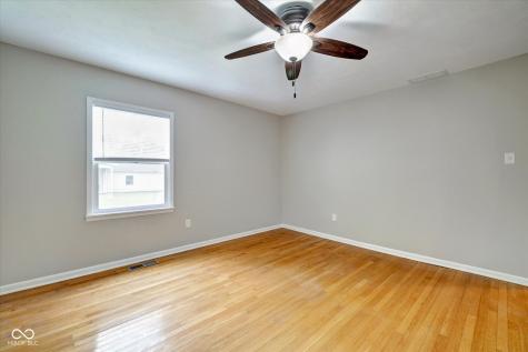 1074 S Morgantown Road Greenwood IN 46143