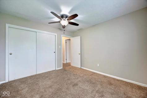 1074 S Morgantown Road Greenwood IN 46143