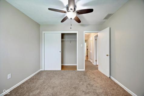 1074 S Morgantown Road Greenwood IN 46143