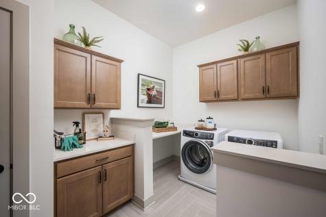 11912 Gray Ghost Way Fishers IN 46040