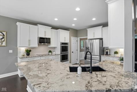11973 Bird Key Boulevard Fishers IN 46037
