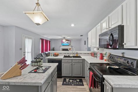 4709 Oakton Way Greenwood IN 46143