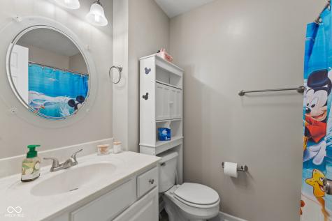 4709 Oakton Way Greenwood IN 46143