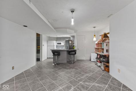 4709 Oakton Way Greenwood IN 46143