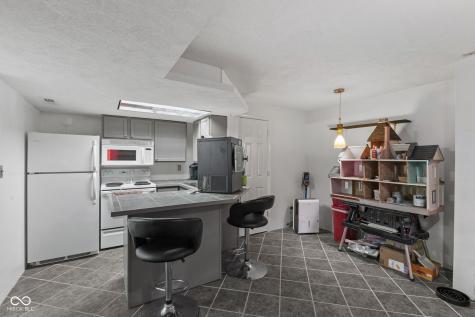 4709 Oakton Way Greenwood IN 46143