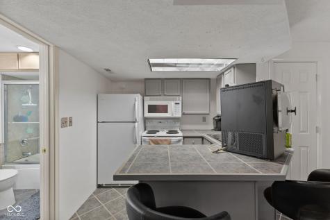 4709 Oakton Way Greenwood IN 46143