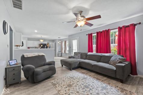 4709 Oakton Way Greenwood IN 46143