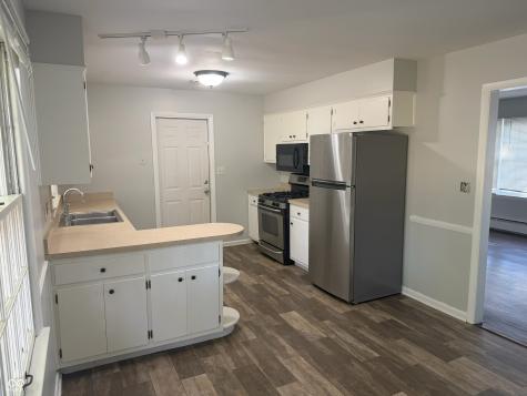 626 Chapel Hill W Drive Indianapolis IN 46214