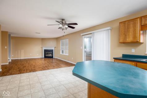 8066 Lawrence Woods Place Indianapolis IN 46236