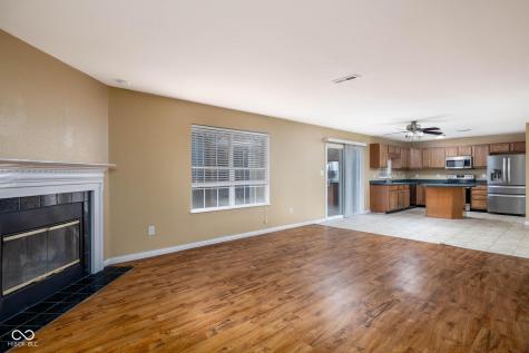 8066 Lawrence Woods Place Indianapolis IN 46236