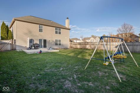 8066 Lawrence Woods Place Indianapolis IN 46236