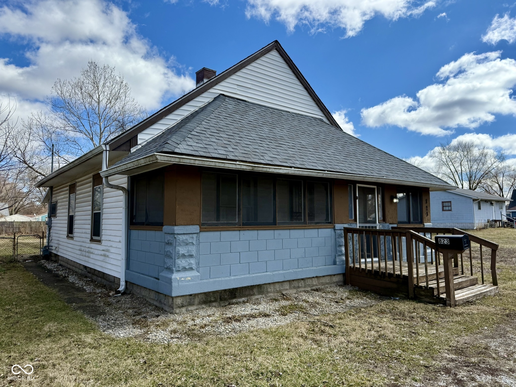 823 Collier Street Indianapolis IN 46241