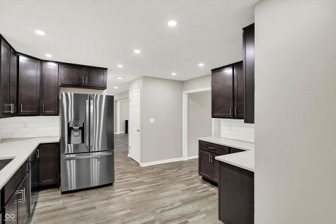 839 Fernwood Court Indianapolis IN 46234