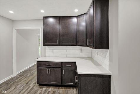 839 Fernwood Court Indianapolis IN 46234