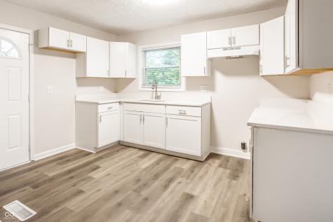 4018 Kalmar Drive Indianapolis IN 46222