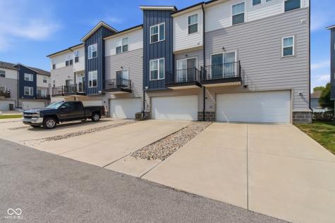 2945 Bolton Square Boulevard Indianapolis IN 46222