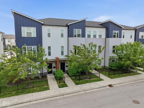2945 Bolton Square Boulevard Indianapolis IN 46222