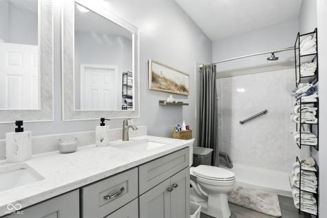 1085 Sycamore Court Greenwood IN 46143