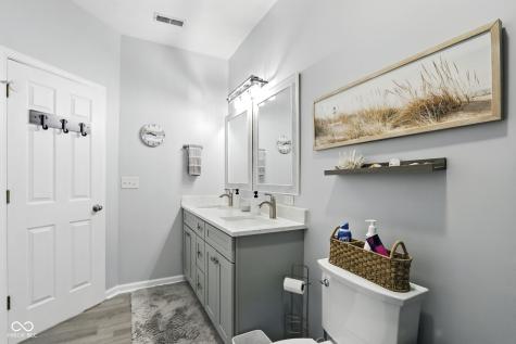 1085 Sycamore Court Greenwood IN 46143