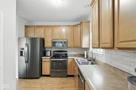 1085 Sycamore Court Greenwood IN 46143