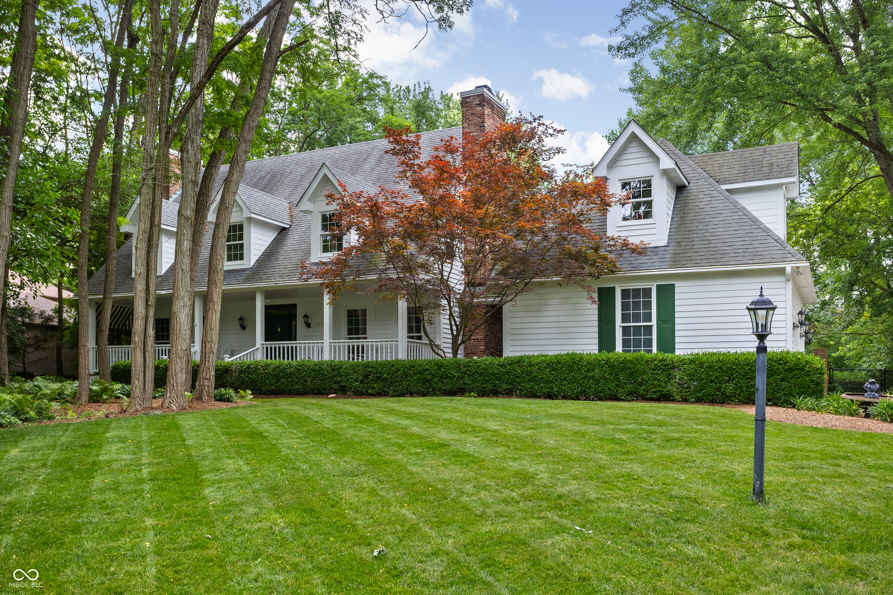 4555 Woodhaven Drive Zionsville IN 46077