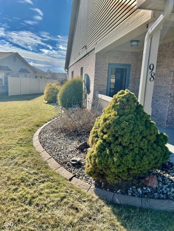 98 E Wind Chime Circle Greenwood IN 46143