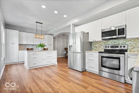 3818 Brasseur Lane Carmel IN 46033