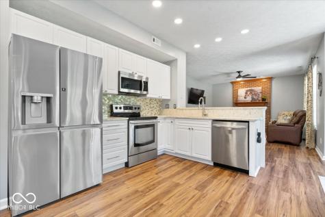 3818 Brasseur Lane Carmel IN 46033