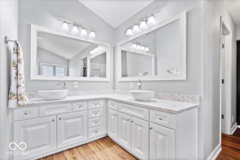 3818 Brasseur Lane Carmel IN 46033