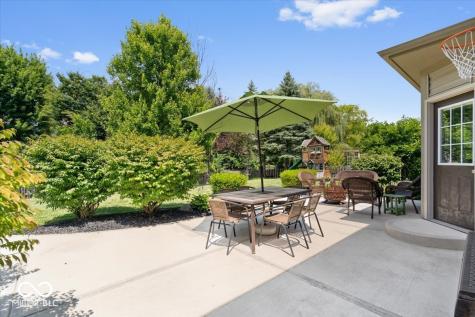 3818 Brasseur Lane Carmel IN 46033