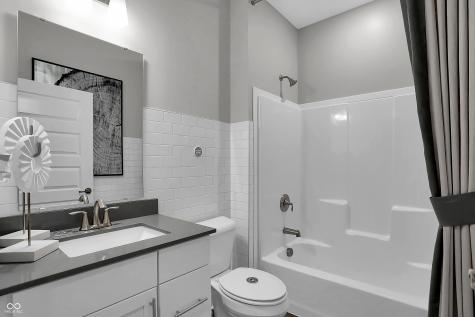 2367 Red Squirrel Way Zionsville IN 46077