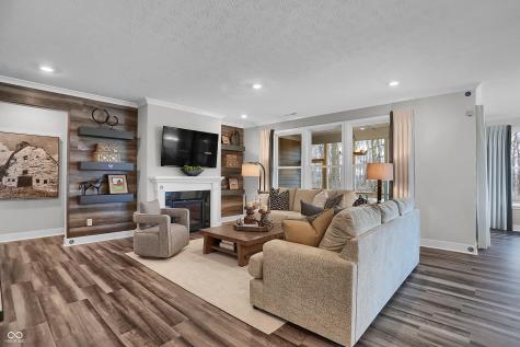 2367 Red Squirrel Way Zionsville IN 46077
