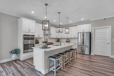 2367 Red Squirrel Way Zionsville IN 46077