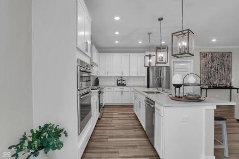 2367 Red Squirrel Way Zionsville IN 46077