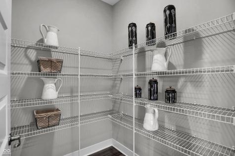 2367 Red Squirrel Way Zionsville IN 46077