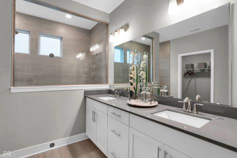 2367 Red Squirrel Way Zionsville IN 46077