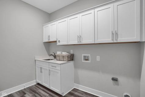 2367 Red Squirrel Way Zionsville IN 46077
