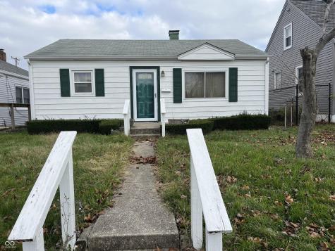 67 S 3rd Avenue Beech Grove IN 46107