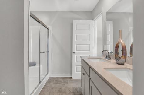 15203 Farrington Way Fishers IN 46037