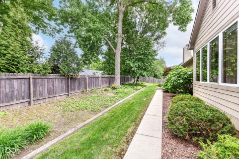 13764 Roswell Drive Carmel IN 46032