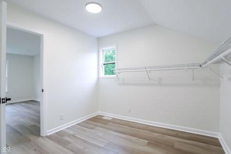12409 Crystal Pointe Circle Indianapolis IN 46236