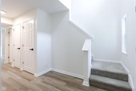 12409 Crystal Pointe Circle Indianapolis IN 46236