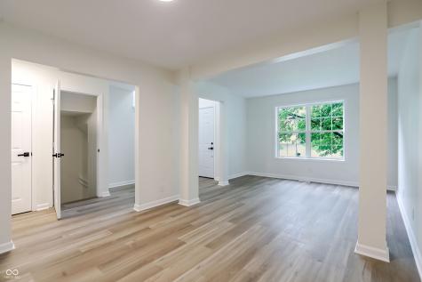 12409 Crystal Pointe Circle Indianapolis IN 46236
